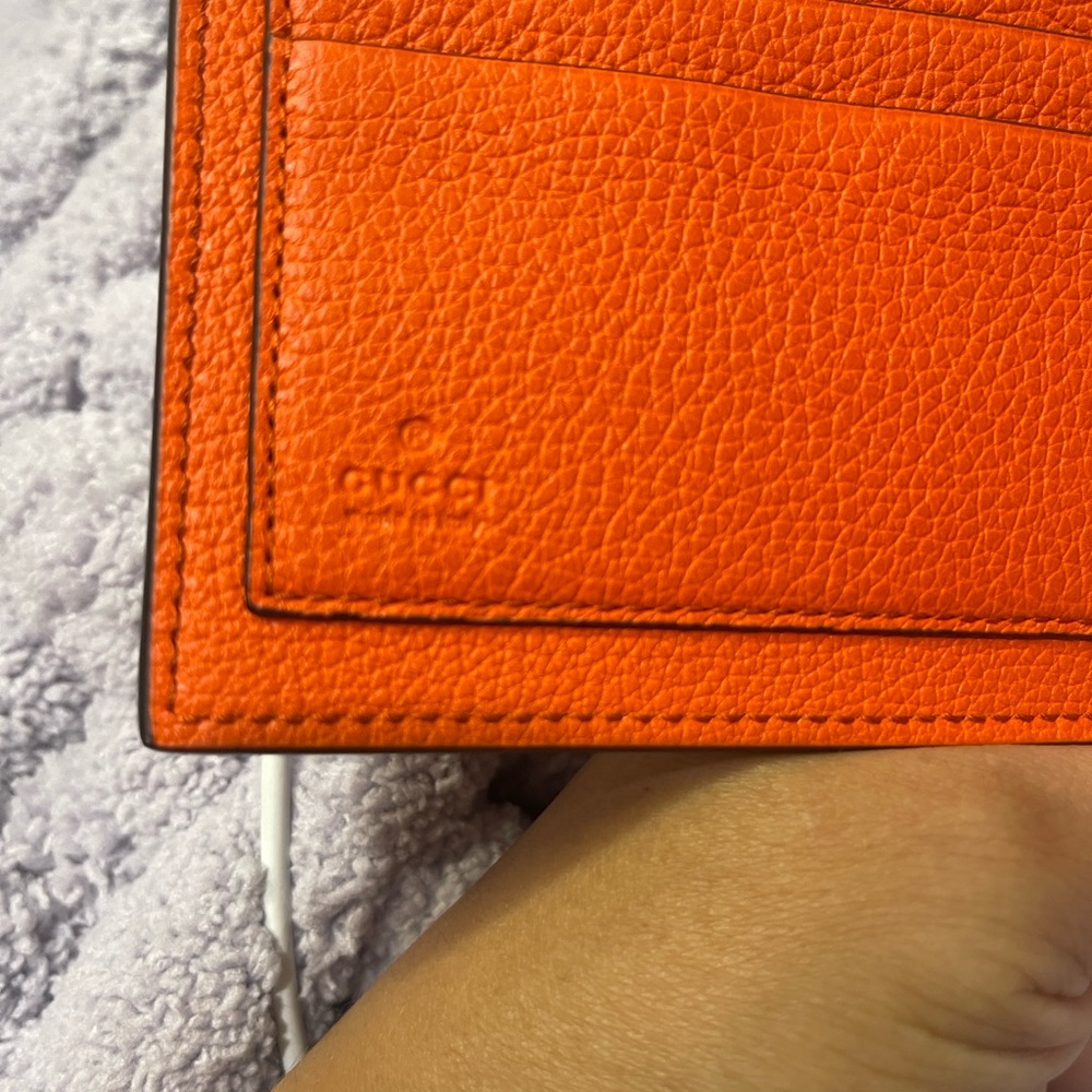 Gucci Bold Orange Leather Wallet - Picture 7 of 9